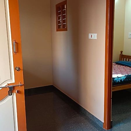 Sathya Guest House Tiruvannāmalai Dış mekan fotoğraf